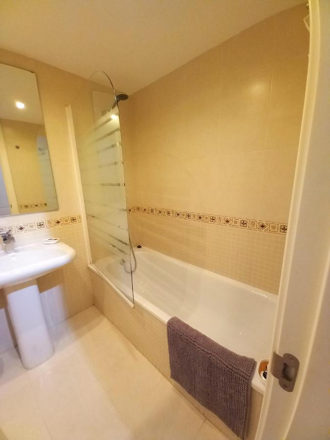 Calido Apartamento Con Gran Terraza Y Vistas A 600 Metros Del Mar Беналмадена Екстериор снимка
