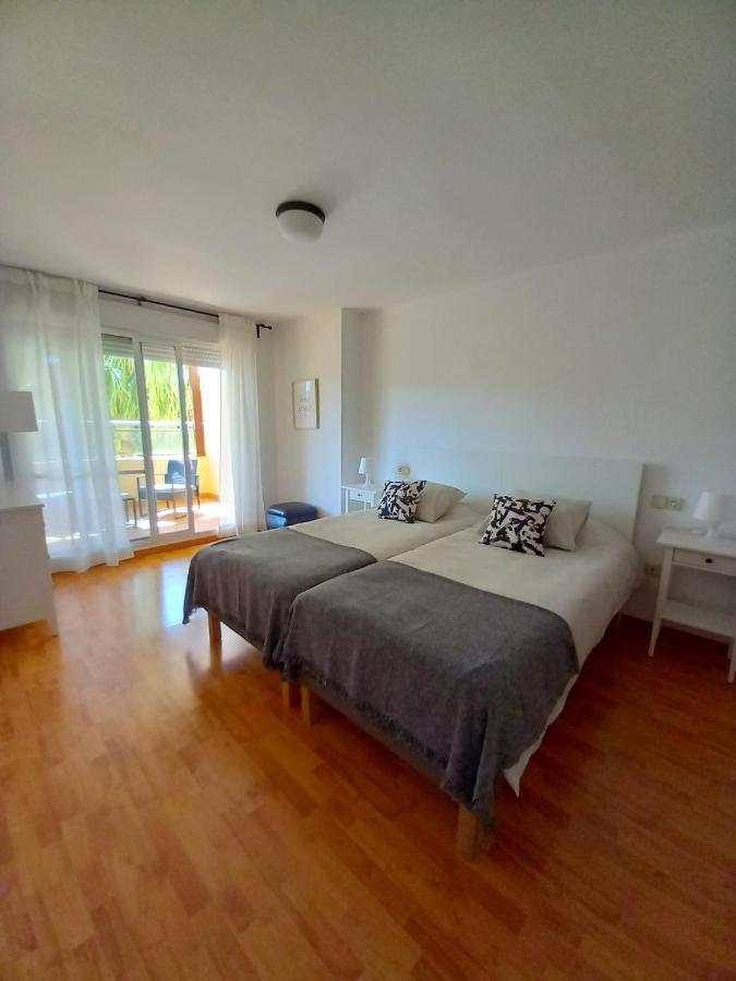 Calido Apartamento Con Gran Terraza Y Vistas A 600 Metros Del Mar Беналмадена Екстериор снимка