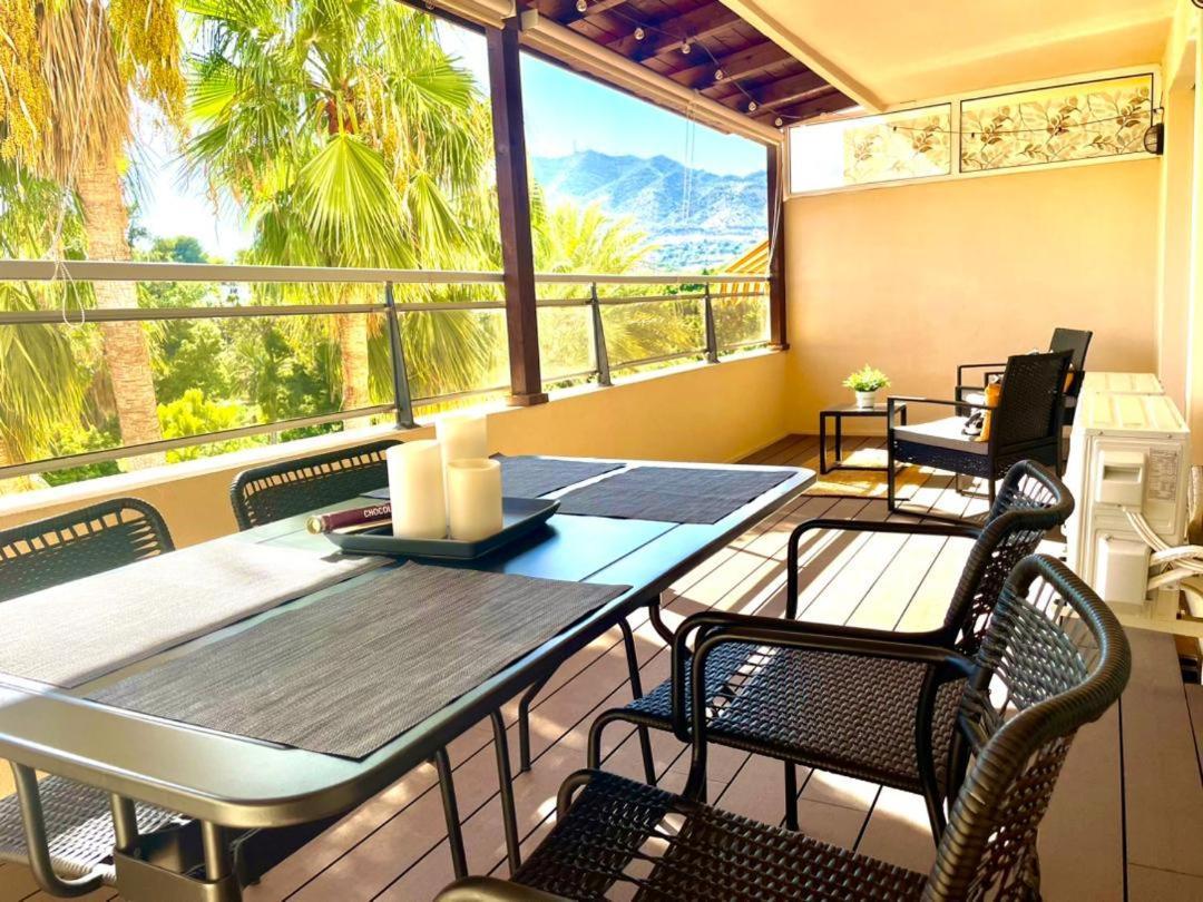 Calido Apartamento Con Gran Terraza Y Vistas A 600 Metros Del Mar Беналмадена Екстериор снимка